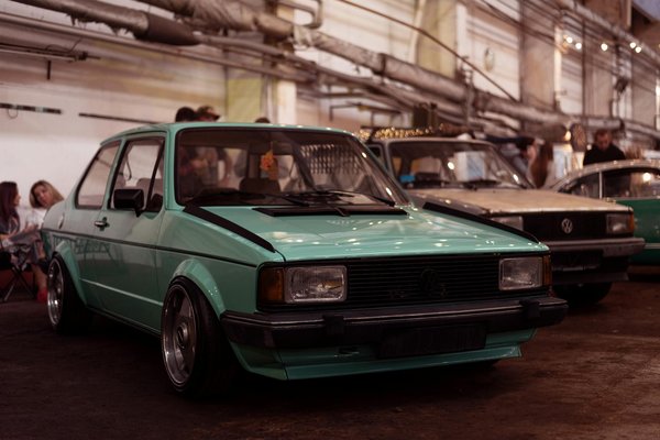 Collants sales : le tabou mode qui fascine et interroge